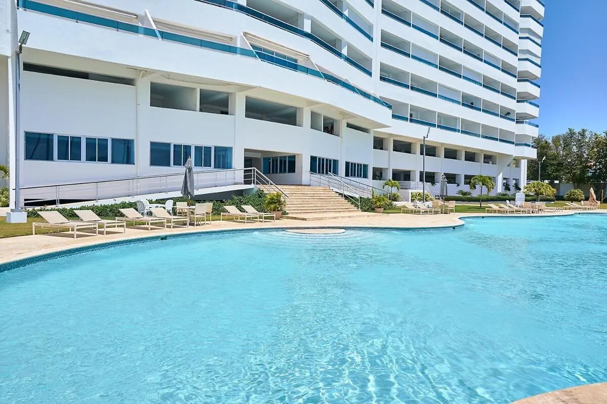 Lägenhet Escape Beachfront Condo At Las Olas In Juan Dolio Dominikanska republiken